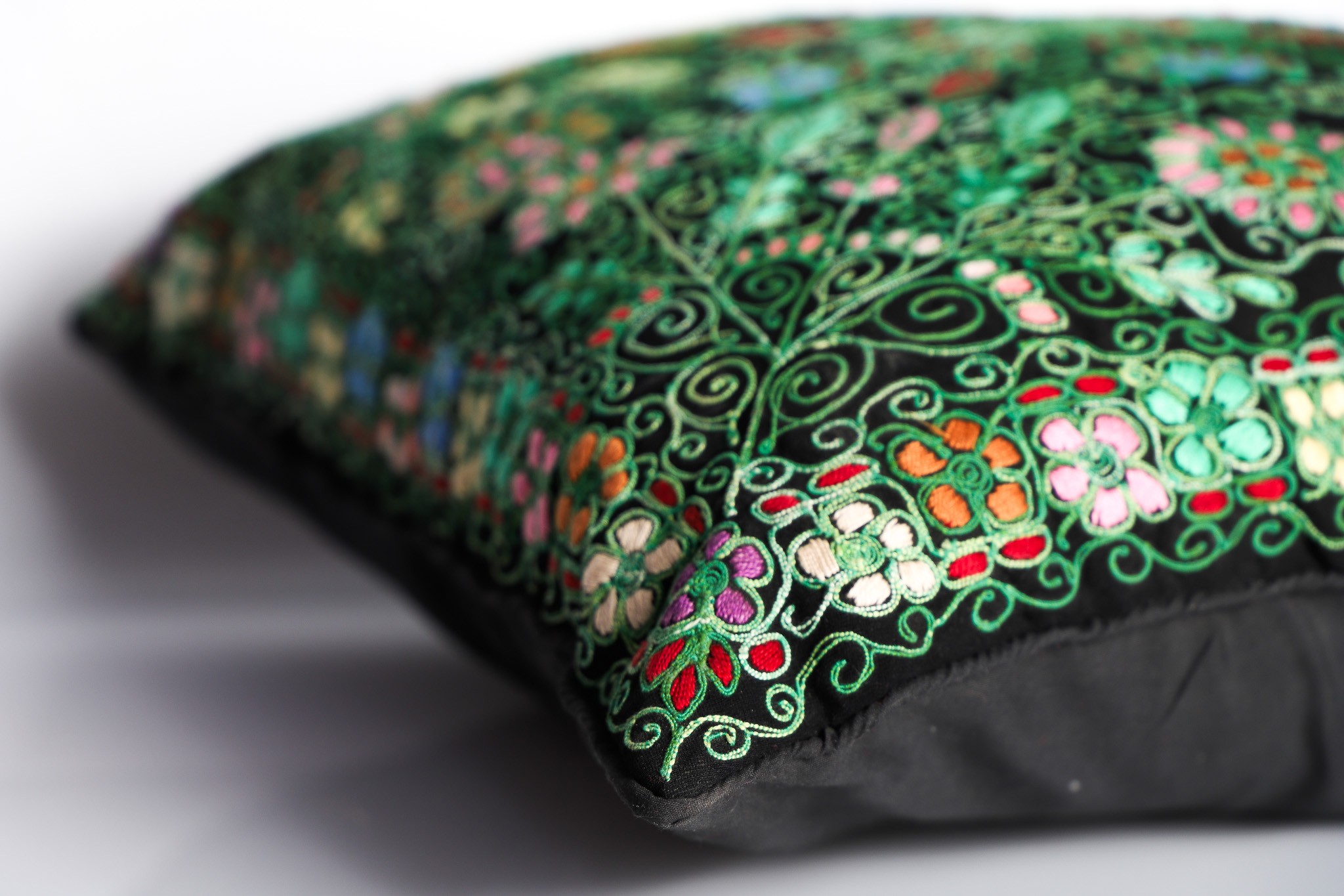 Heartbeat of the Land – A Hand-Embroidered Palestinian Cushion