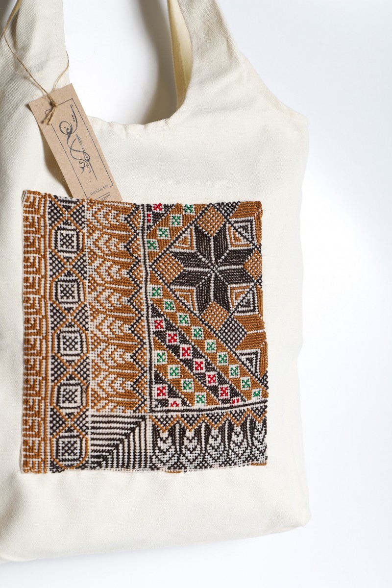 Embroidered Tote Bag A Cultural Masterpiece
