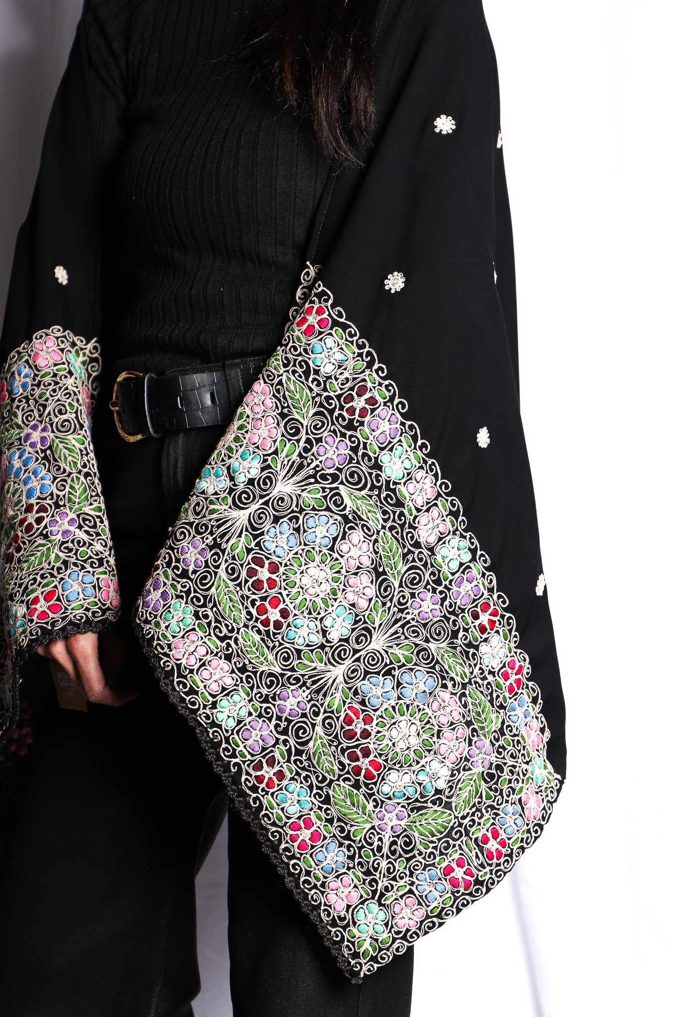 Traditional Hand-Embroidered Shawl from Bethlehem, featuring the rare and intricate “Bethlehem Stitch”